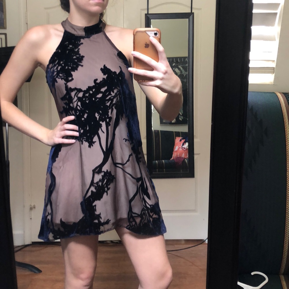 Velvet Pattern Short Halter Dress